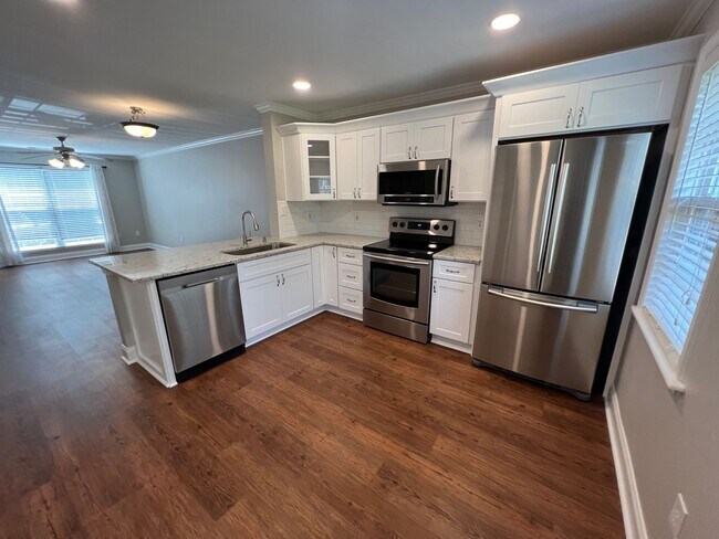 Photo - Beautiful Westside Condo!