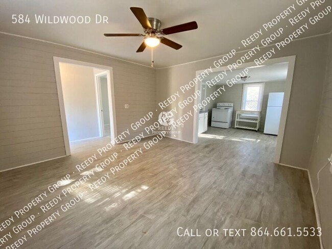 Photo - 584 Wildwood Dr