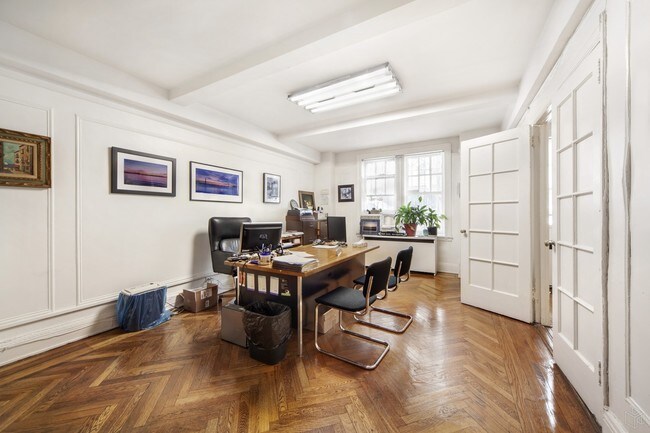 Photo - 12 W 96th St