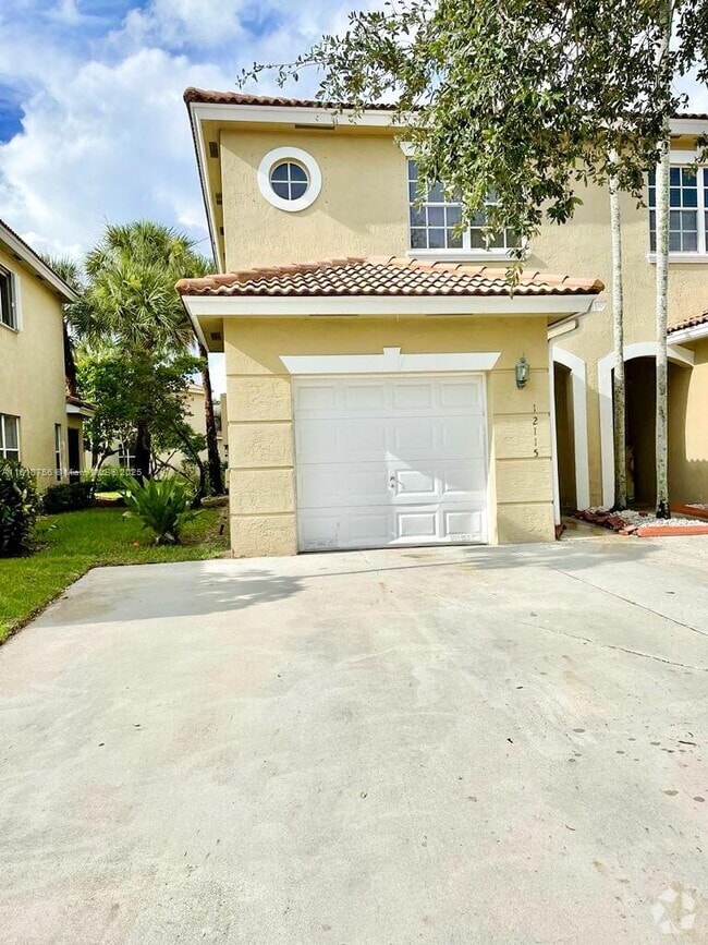 Building Photo - 12115 SW 5th Ct Rental
