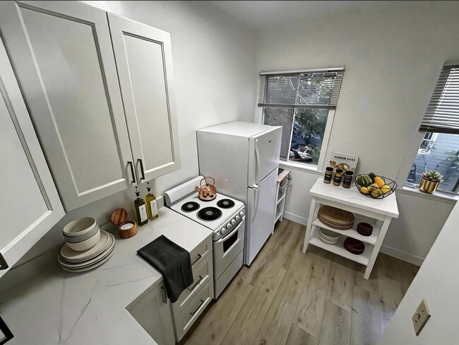 Photo - 360 Palm Ave Unidad 4