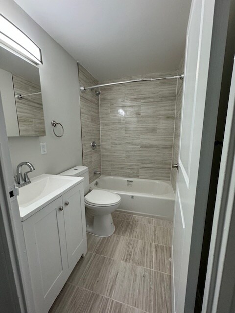 Photo - 5701 Boulevard E Unidad 25H