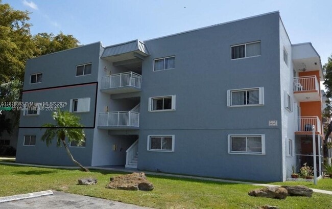Photo - 11307 SW 200th St Condo Unit 201-B