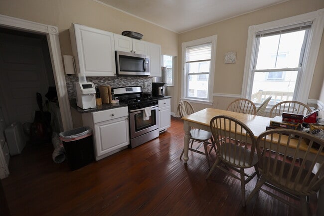 Photo - 33 Ridgemont St Unit 1