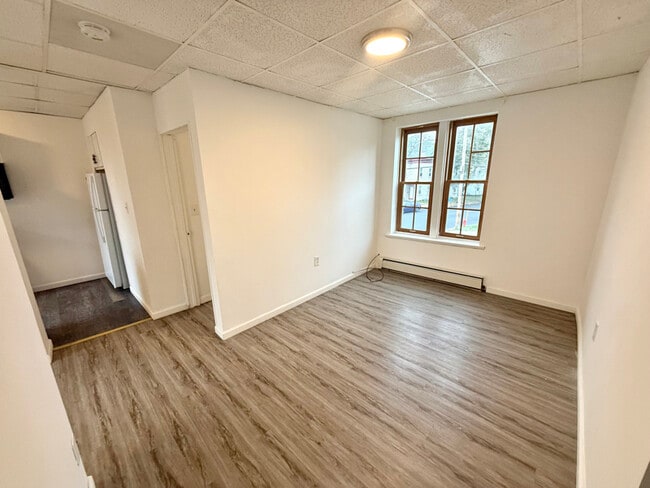 Photo - 86 Willow St Unidad 2FL