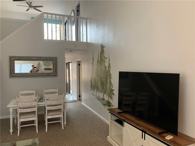 Photo - 115 Harbor Lights Dr