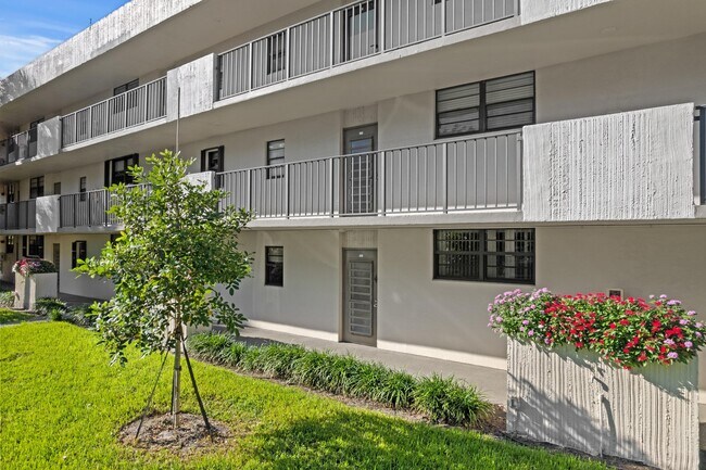 Photo - 2450 Deer Creek Country Club Blvd Unit 103-B