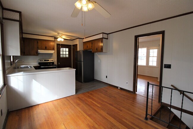 Photo - 2378 Valleybrook Rd