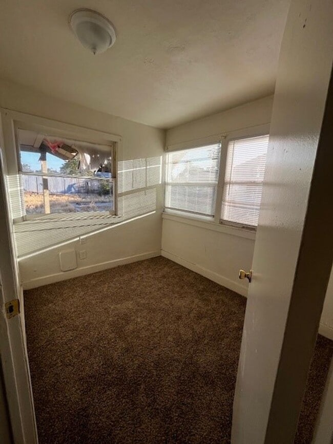 Photo - 2416 Center St