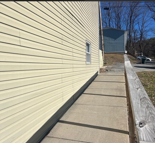 657 Jena Beth Dr Unit 9