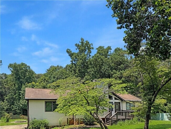 Building Photo - 412 Hickory Walk