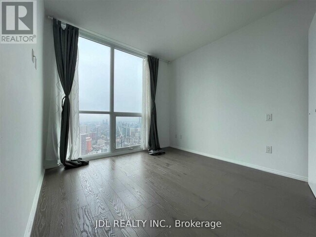 Photo - 45 Charles St E Unit 4512