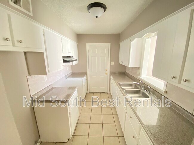 Photo - 5266 Scottsdale Ave