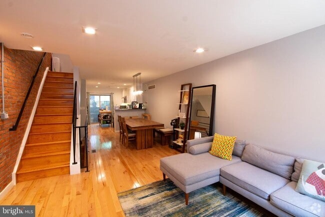 Building Photo - 1316 S Bouvier St Rental
