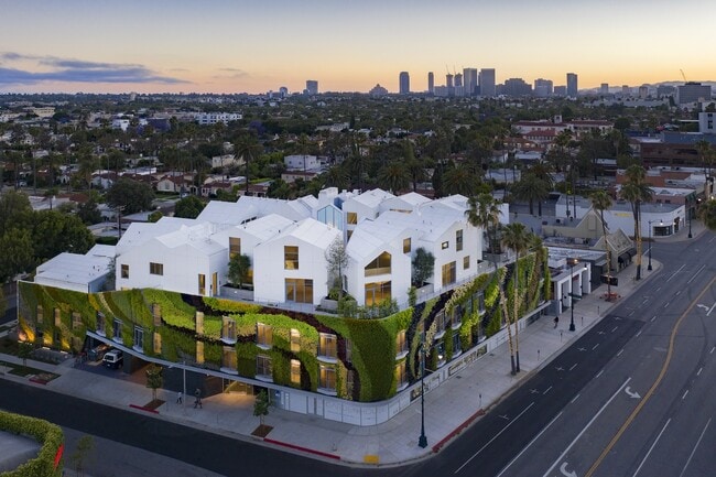 Gardenhouse Beverly Hills
