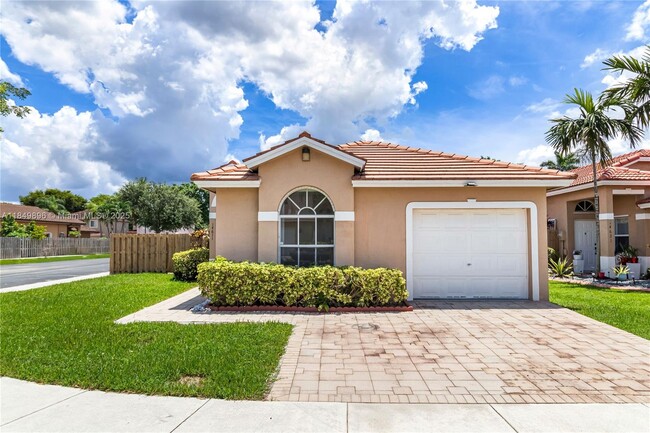 Building Photo - 14611 SW 156th Ave Rental