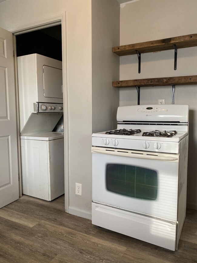 Photo - 1336 Chandler Ave