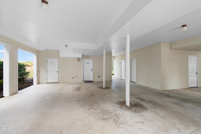 Photo - 3155 Lakeside Commons Dr SE