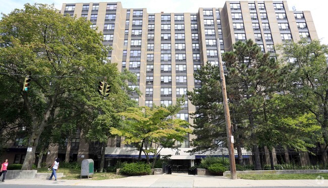 Solitaire 7 - Apartments in White Plains, NY