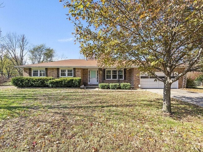 Building Photo - 3 Bedroom 2 Bathroom Springfield, MO Rental