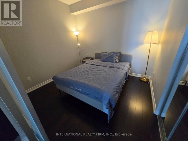 Photo - 386 Yonge St Unit 3404