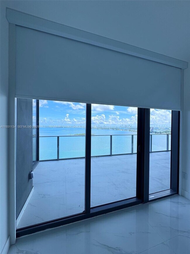 Photo - 700 NE 24th St Unit 2503