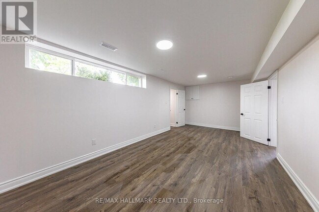 Photo - 6 Paloma Pl