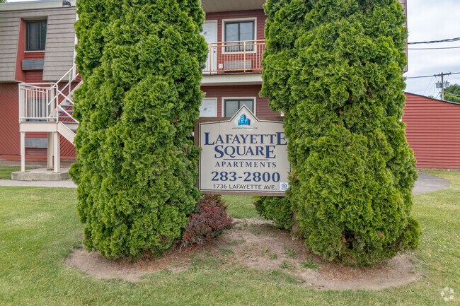 Photo - Lafayette Square