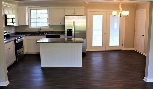 Photo - 1945 Old Russellville Pike