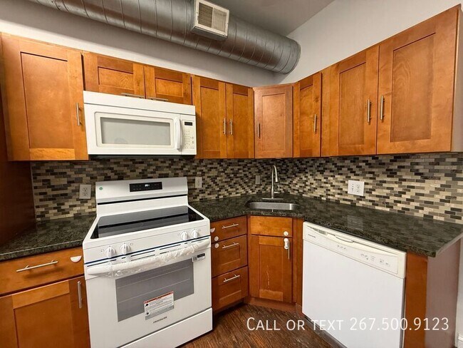 Photo - 211 S 45th St Unit 2