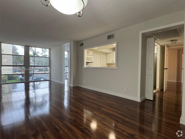 Building Photo - 851 Three Islands Boulevard Unit 218 Rental