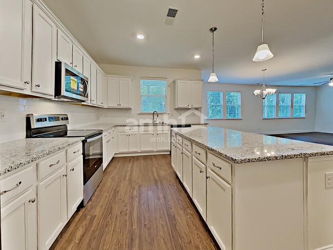 Photo - 143 Willowbrook Dr