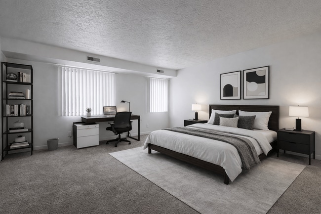 Photo - Carlyle Tower Apartments - Southfield, MI