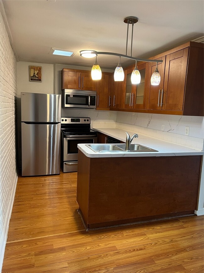 Building Photo - 2611 Marilee Ln Unit 2