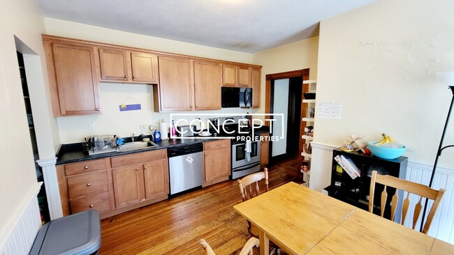 Photo - 18 Curtis Ave Condo Unit 1CP