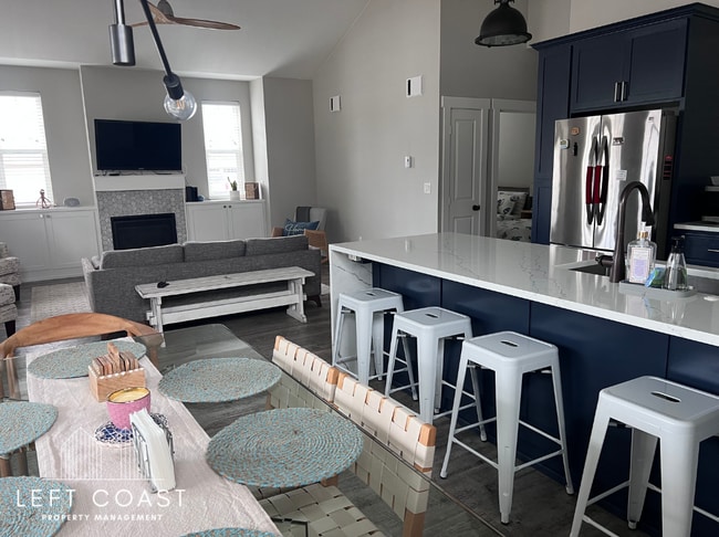 Photo - 4154 SE Inlet Ave