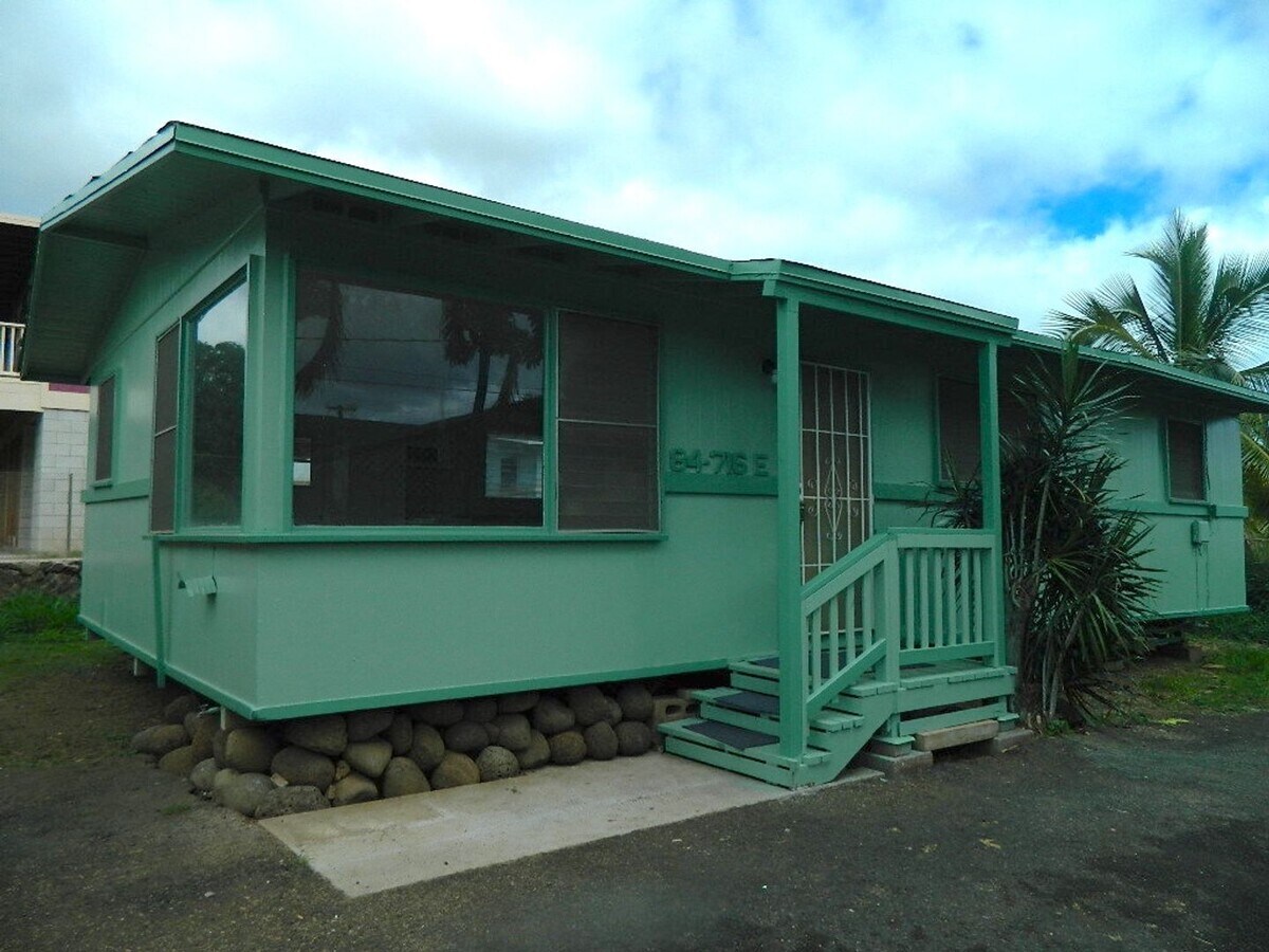 Three Bedroom Makaha Home - Three Bedroom Makaha Home