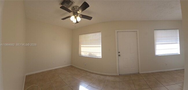 Photo - 2308 Monroe St Unidad 3