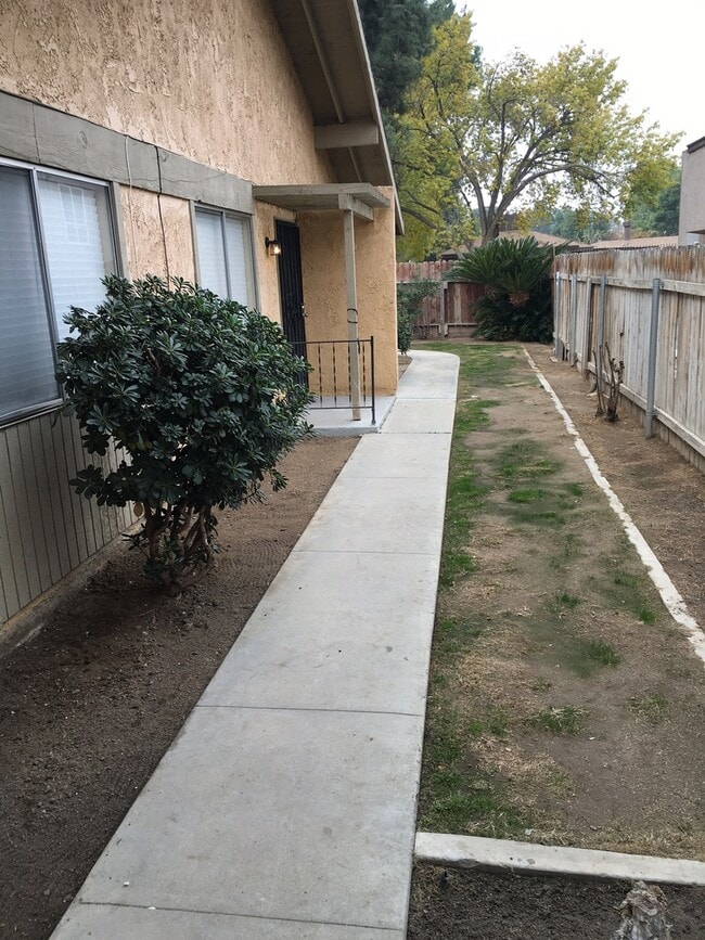 Photo - 2201 Pinon Springs Cir