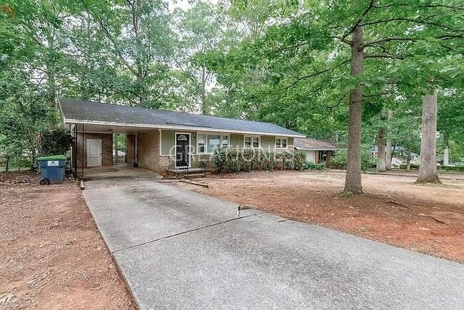 Photo - 209 Biddle Rd