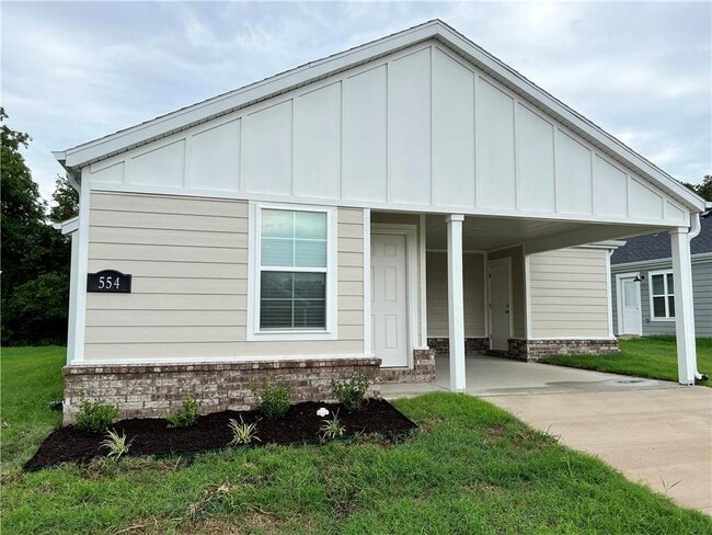 Building Photo - 554 N Cresswell Dr Rental