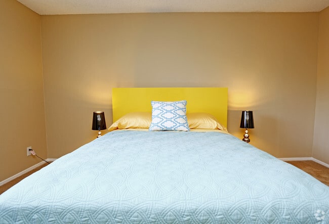 Photo - Hurst Highland Village