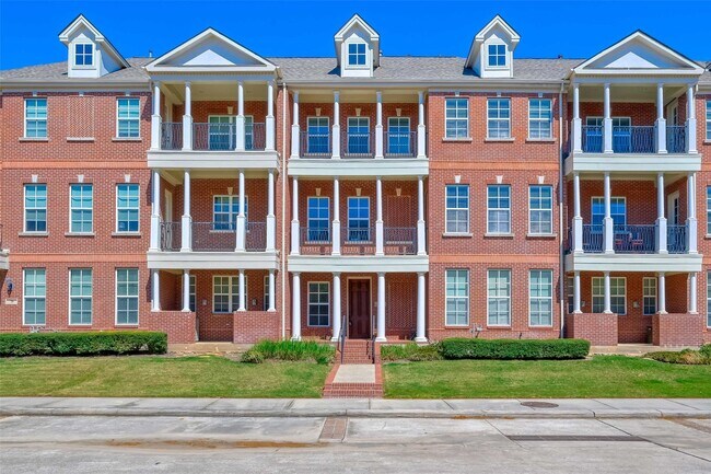 74 Shell Port Square