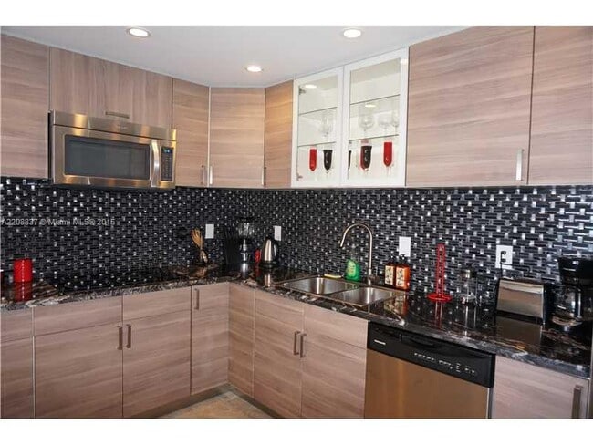 Photo - 19370 Collins Ave Unit 1611