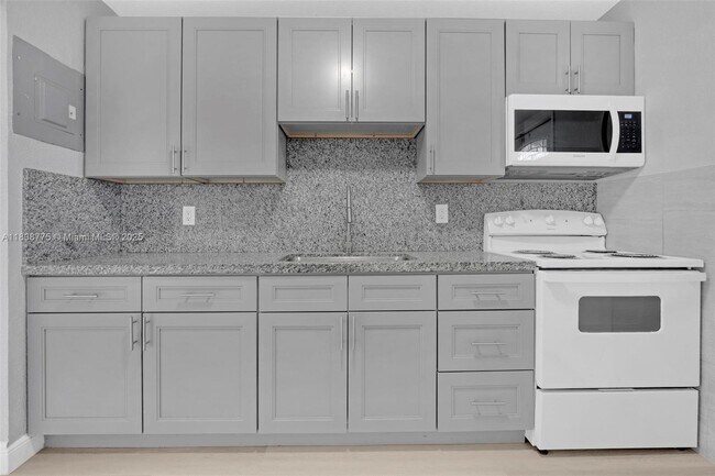 Photo - 369 Phippen Waiters Rd Unit 2