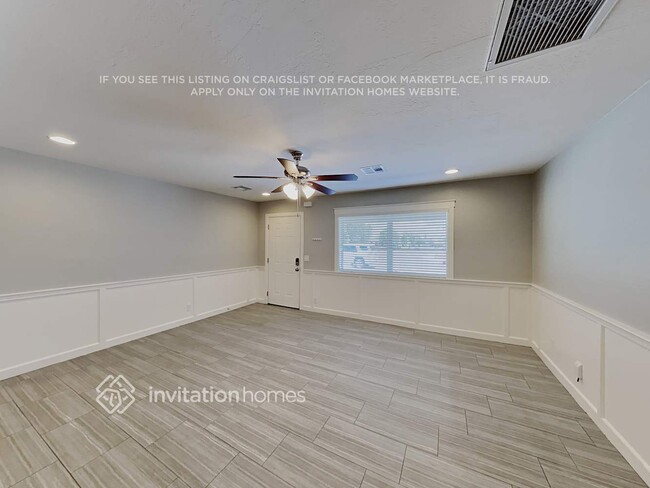 Photo - 814 N 74th St