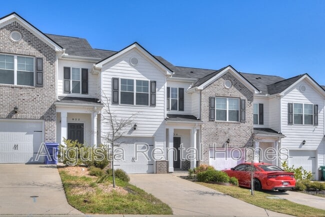 Photo - 818 Quaint Parish Cir