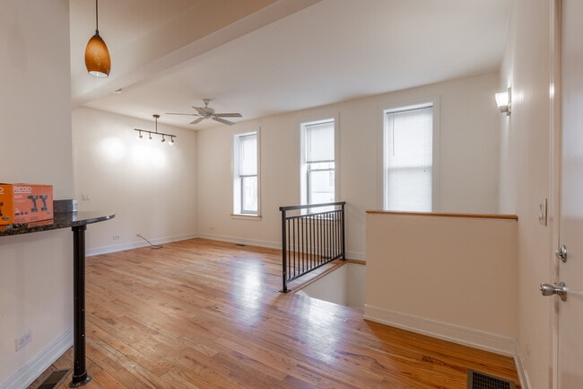 Photo - 2835 N Damen Ave Unit 1