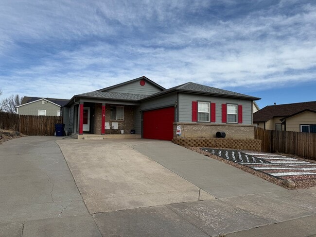 Photo - Charming 3 Bedroom, 2 Bath Home — Minutes from Fort Carson, Peterson AFB & Schriever AFB!