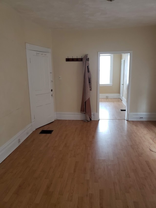 Photo - 864 Mirror St Unit #1